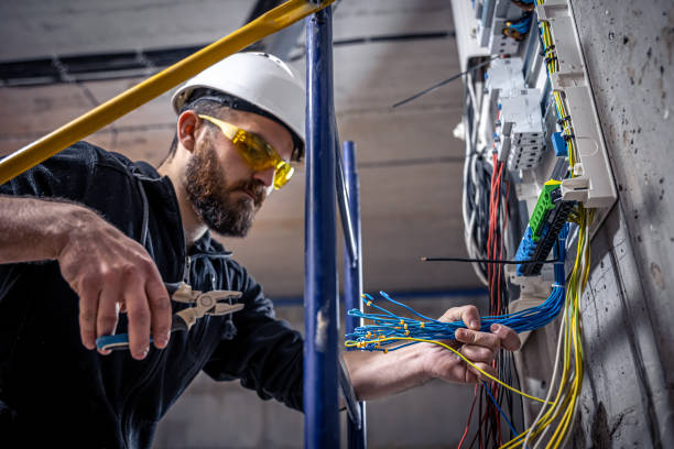 Best Affordable Emergency Electrician  in Newk, AR